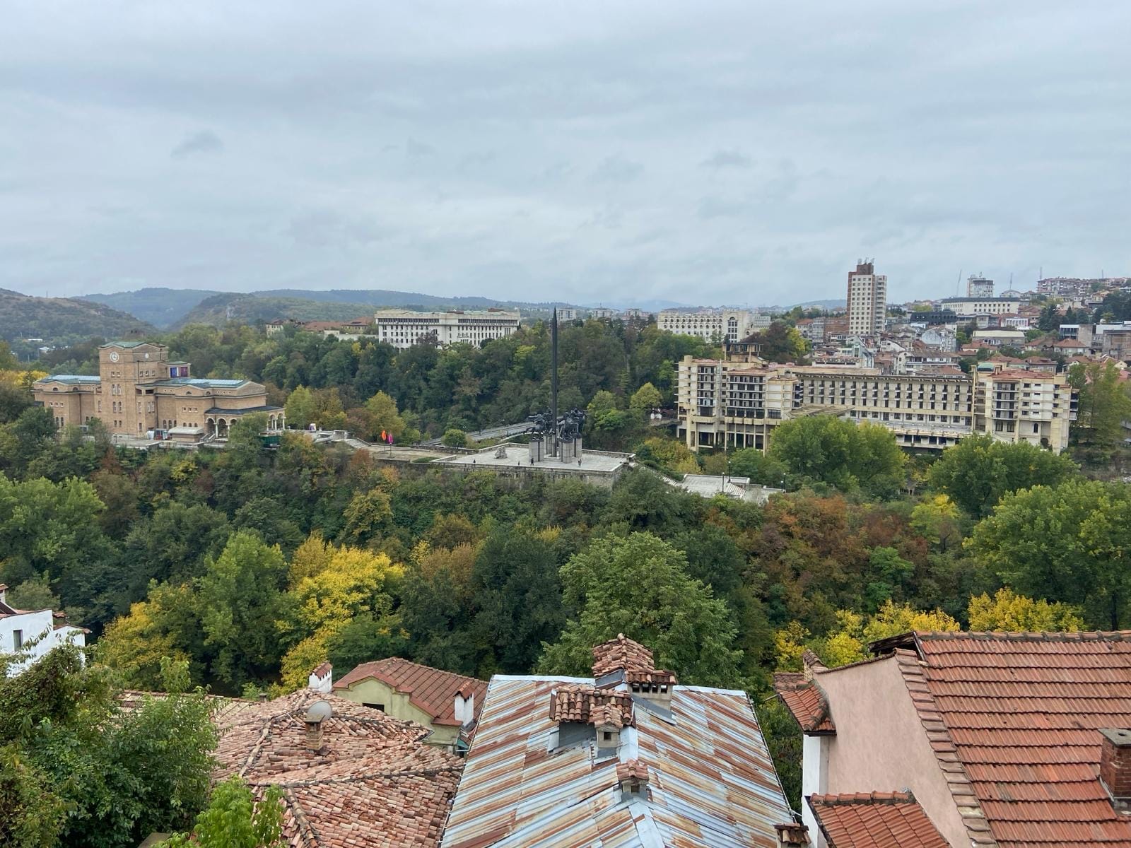 Veliko Tarnovo, la sud de graniță! TOP Activități