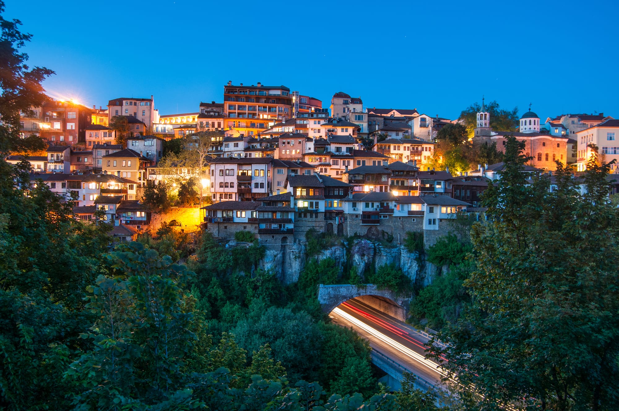 Veliko Tarnovo, la sud de graniță! TOP Activități