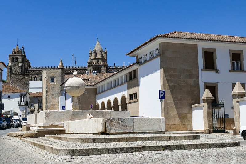 Descopera Évora - Orasul Antic Portughez l Ce sa vizitezi