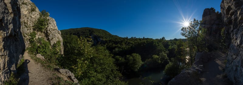 Lacul Ochiul Beiului și Lacul Scropoasa, două comori de smarald ale României