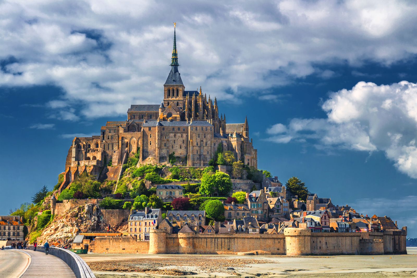 TOP 25 Cele mai frumoase castele medievale din Europa!