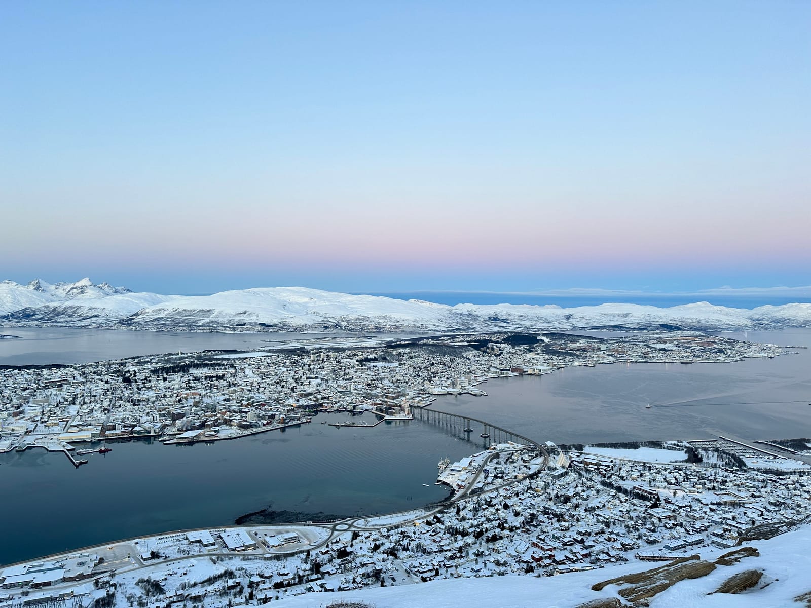 Tromsø - Ghid de călătorie în nordul Norvegiei!