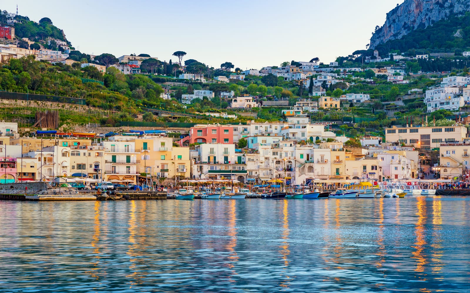Insula Capri - TOP 14 Obiective turistice!