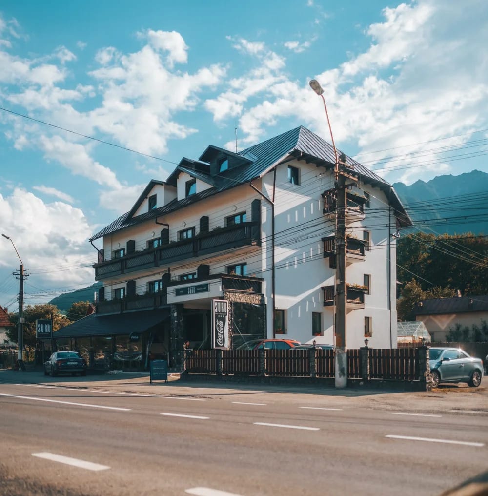 Iata de ce sa tii cont atunci când alegi un hotel la munte!